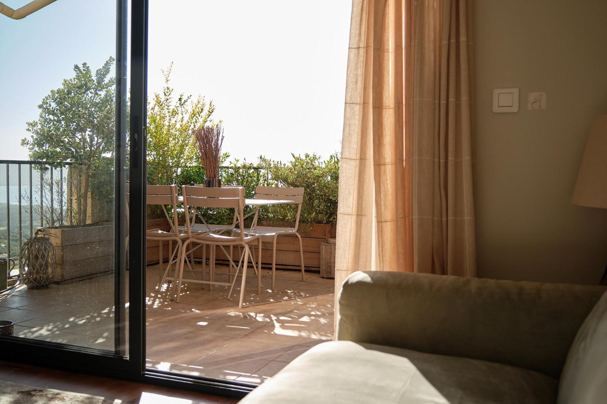 Studio Standing - Village Lumio